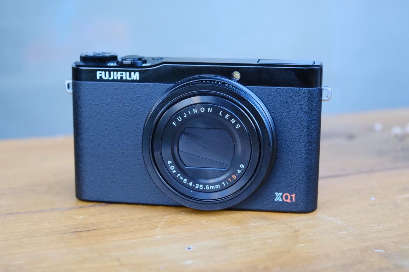 【良品】＃056 Fujifilm XQ1　フジフィルムコンパクトデジタルカメラ